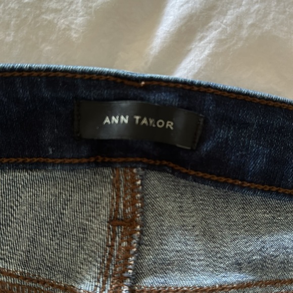 EUC Ann Taylor Curvy Slim Boot Dark Wash Size 8 - Picture 4 of 5